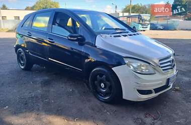 Хэтчбек Mercedes-Benz B-Class 2008 в 