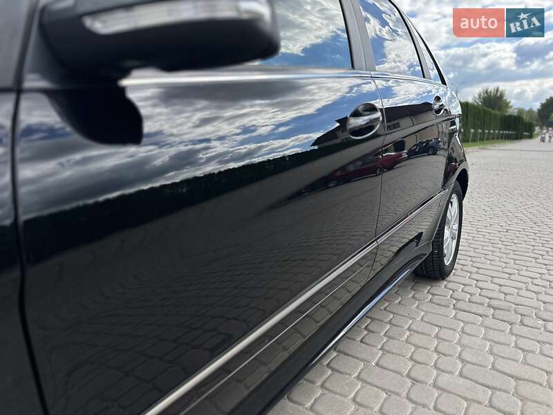 Хэтчбек Mercedes-Benz B-Class 2009 в Дунаевцах