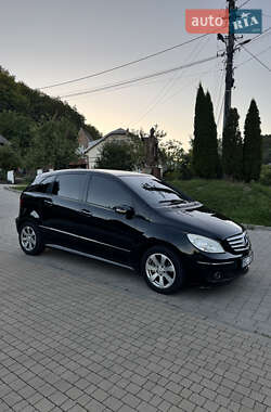 Хэтчбек Mercedes-Benz B-Class 2007 в 