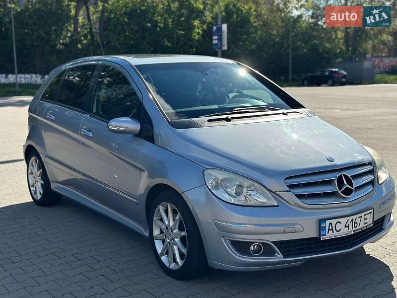 Хэтчбек Mercedes-Benz B-Class 2006 в 