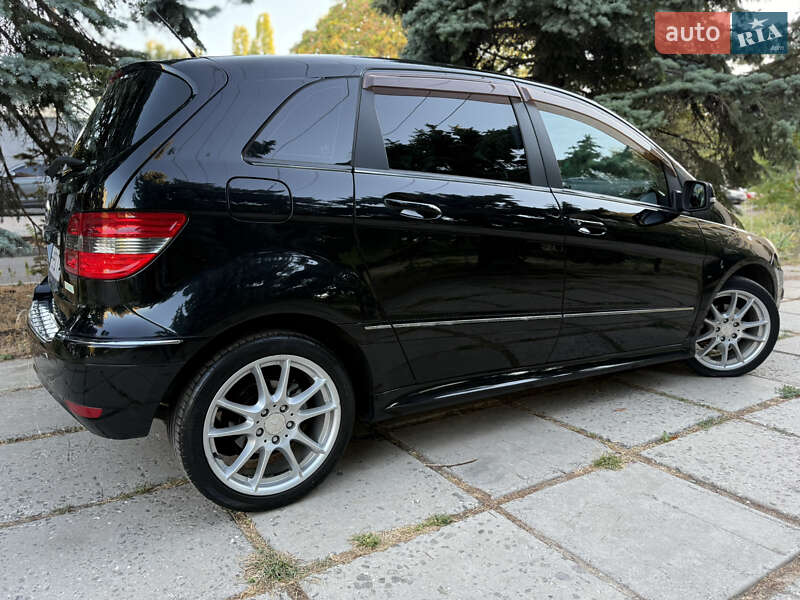 Хэтчбек Mercedes-Benz B-Class 2010 в Одессе фото 15 Хэтчбек Mercedes-Benz B-Class 2010 в Одессе