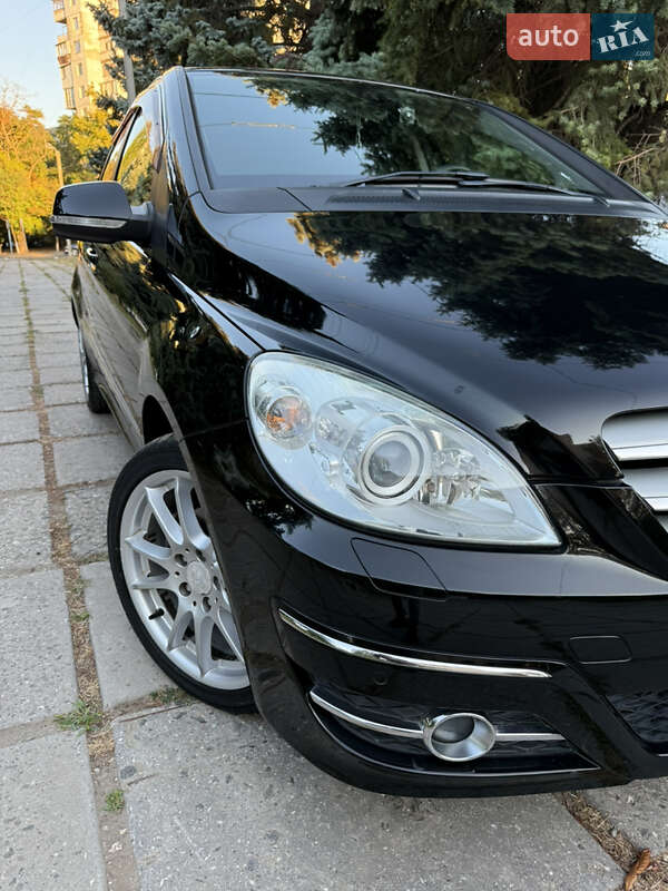 Хэтчбек Mercedes-Benz B-Class 2010 в Одессе фото 23 Хэтчбек Mercedes-Benz B-Class 2010 в Одессе