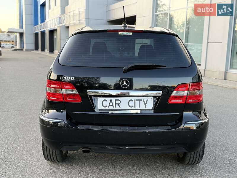 Хэтчбек Mercedes-Benz B-Class 2011 в Киеве