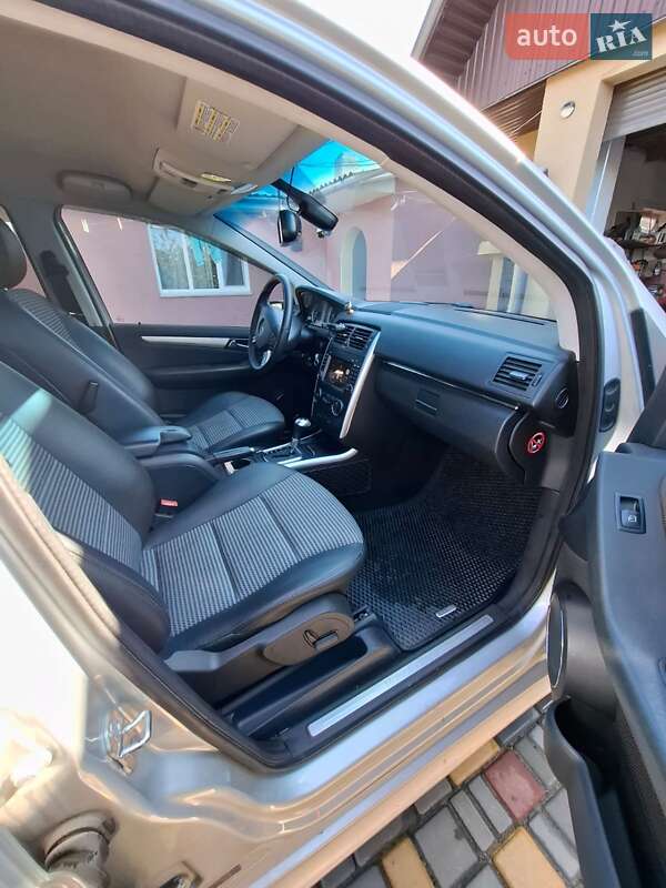 Хэтчбек Mercedes-Benz B-Class 2010 в Вапнярке