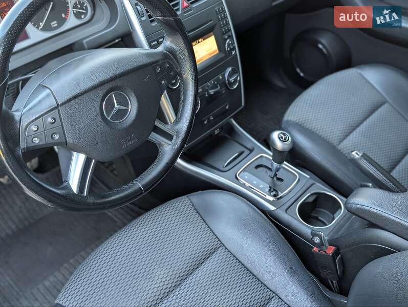 Хэтчбек Mercedes-Benz B-Class 2010 в Львове