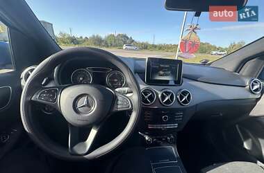 Хэтчбек Mercedes-Benz B-Class 2016 в 