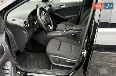 Хетчбек Mercedes-Benz B-Class 2016 в 