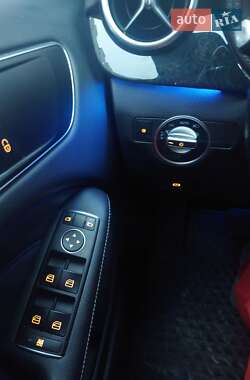 Хэтчбек Mercedes-Benz B-Class 2015 в 