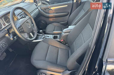 Хэтчбек Mercedes-Benz B-Class 2009 в 
