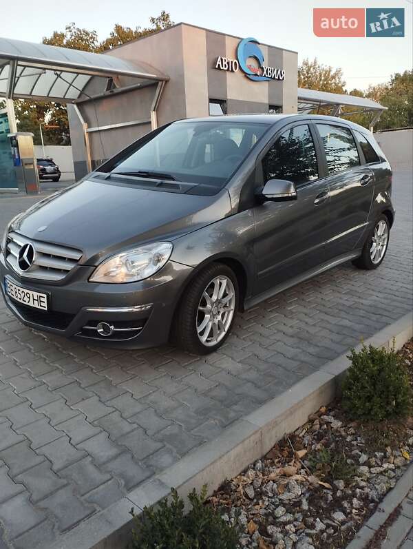 Хетчбек Mercedes-Benz B-Class 2010 в Миколаєві
