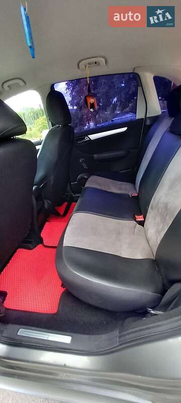 Хетчбек Mercedes-Benz B-Class 2006 в Кропивницькому фото 6 Хетчбек Mercedes-Benz B-Class 2006 в Кропивницькому