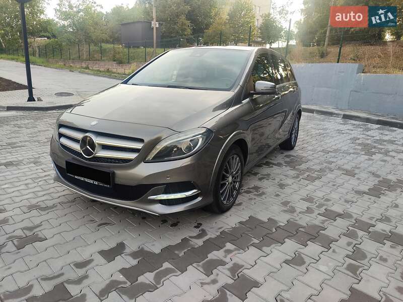 Хэтчбек Mercedes-Benz B-Class 2015 в Горохове