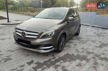 Хетчбек Mercedes-Benz B-Class 2015 в 