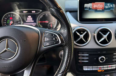 Хэтчбек Mercedes-Benz B-Class 2015 в 