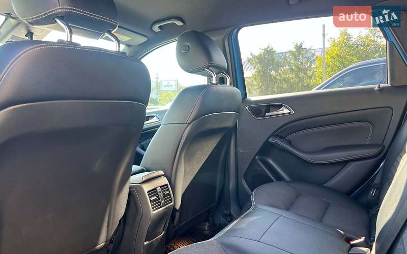 Хэтчбек Mercedes-Benz B-Class 2015 в Ивано-Франковске