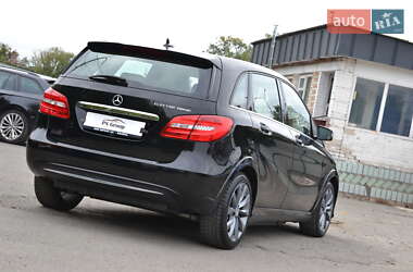 Хэтчбек Mercedes-Benz B-Class 2015 в 