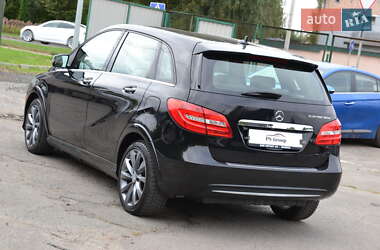 Хэтчбек Mercedes-Benz B-Class 2015 в 