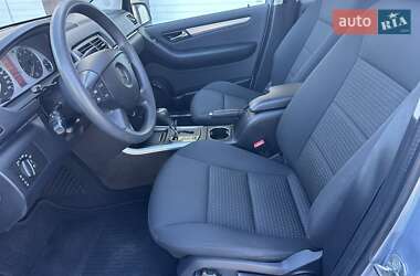 Хэтчбек Mercedes-Benz B-Class 2010 в 