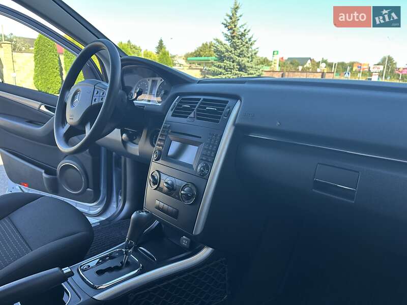 Хэтчбек Mercedes-Benz B-Class 2010 в Луцке
