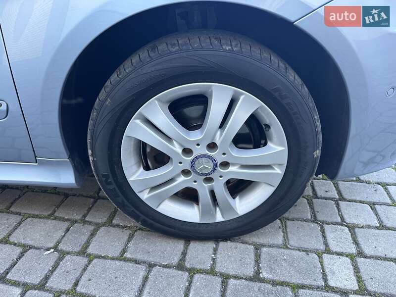 Хэтчбек Mercedes-Benz B-Class 2010 в Луцке