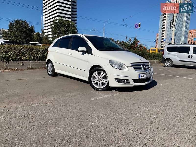 Хэтчбек Mercedes-Benz B-Class 2010 в Киеве