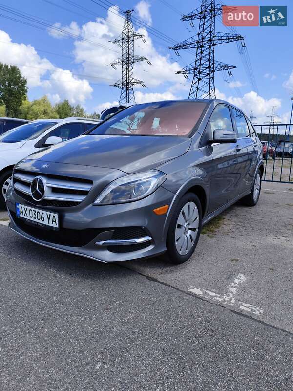 Хэтчбек Mercedes-Benz B-Class 2016 в Харькове фото 10 Хэтчбек Mercedes-Benz B-Class 2016 в Харькове