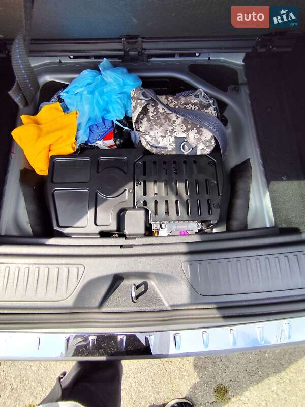 Хэтчбек Mercedes-Benz B-Class 2016 в Харькове фото 22 Хэтчбек Mercedes-Benz B-Class 2016 в Харькове