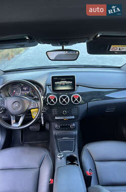Хэтчбек Mercedes-Benz B-Class 2015 в 