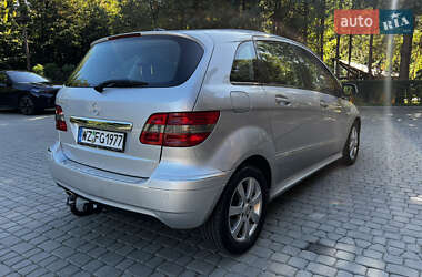 Хэтчбек Mercedes-Benz B-Class 2008 в 