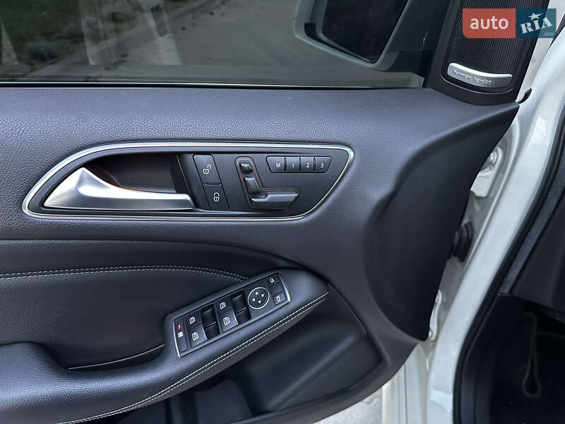 Хэтчбек Mercedes-Benz B-Class 2014 в Львове