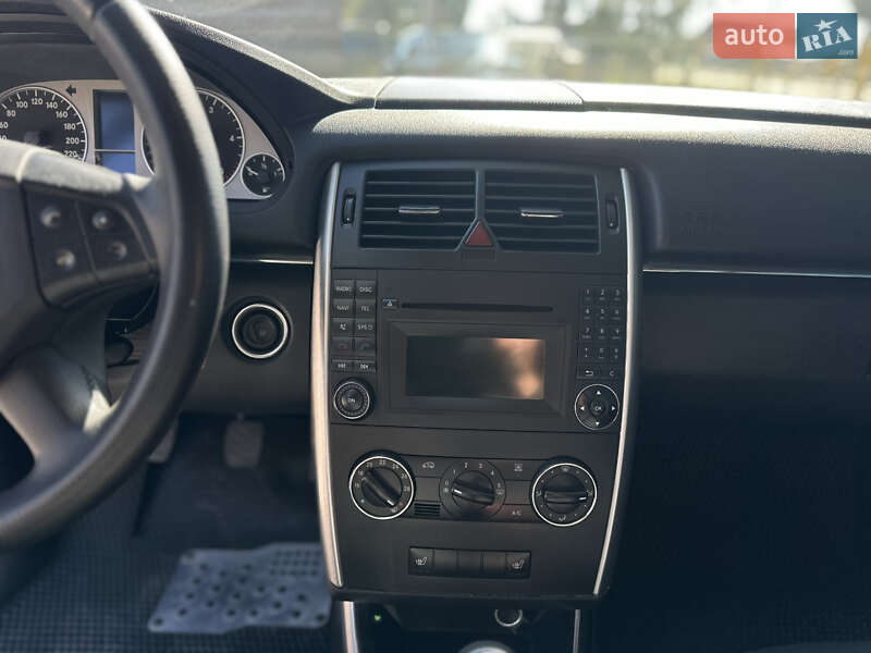 Хэтчбек Mercedes-Benz B-Class 2010 в Виннице фото 32 Хэтчбек Mercedes-Benz B-Class 2010 в Виннице