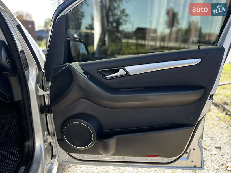 Хэтчбек Mercedes-Benz B-Class 2010 в Виннице фото 43 Хэтчбек Mercedes-Benz B-Class 2010 в Виннице