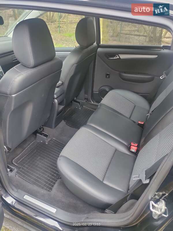 Хэтчбек Mercedes-Benz B-Class 2009 в Николаеве