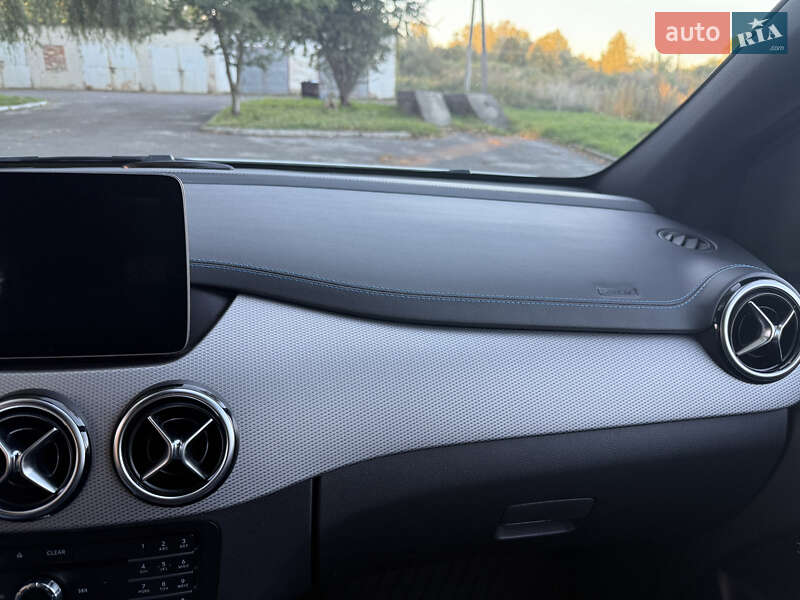 Хэтчбек Mercedes-Benz B-Class 2016 в Ковеле
