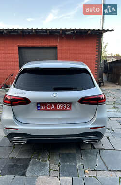 Хэтчбек Mercedes-Benz B-Class 2019 в 