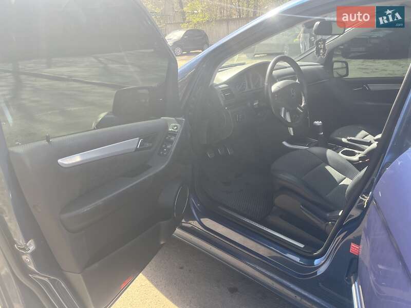 Хэтчбек Mercedes-Benz B-Class 2008 в Житомире