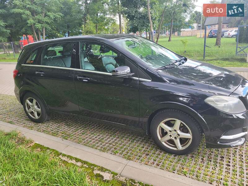 Хэтчбек Mercedes-Benz B-Class 2014 в Львове