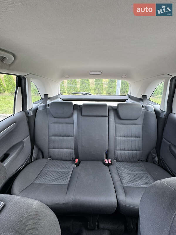 Хэтчбек Mercedes-Benz B-Class 2010 в Львове