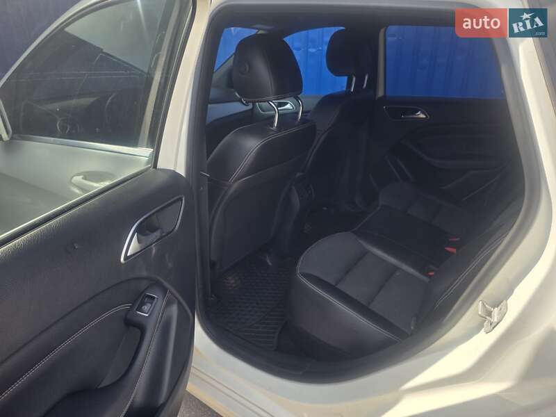 Хэтчбек Mercedes-Benz B-Class 2015 в Кропивницком