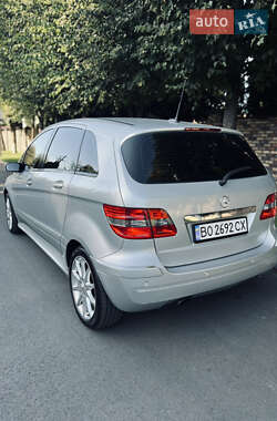 Хетчбек Mercedes-Benz B-Class 2006 в 