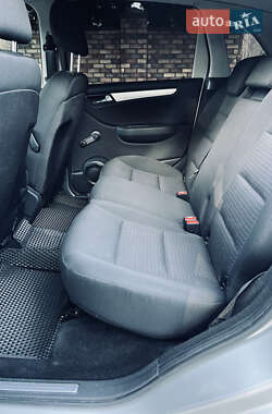 Хетчбек Mercedes-Benz B-Class 2006 в 