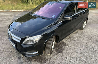 Хэтчбек Mercedes-Benz B-Class 2015 в 