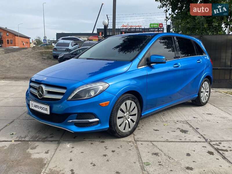 Хэтчбек Mercedes-Benz B-Class 2014 в Киеве