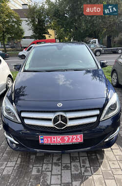 Хэтчбек Mercedes-Benz B-Class 2017 в 