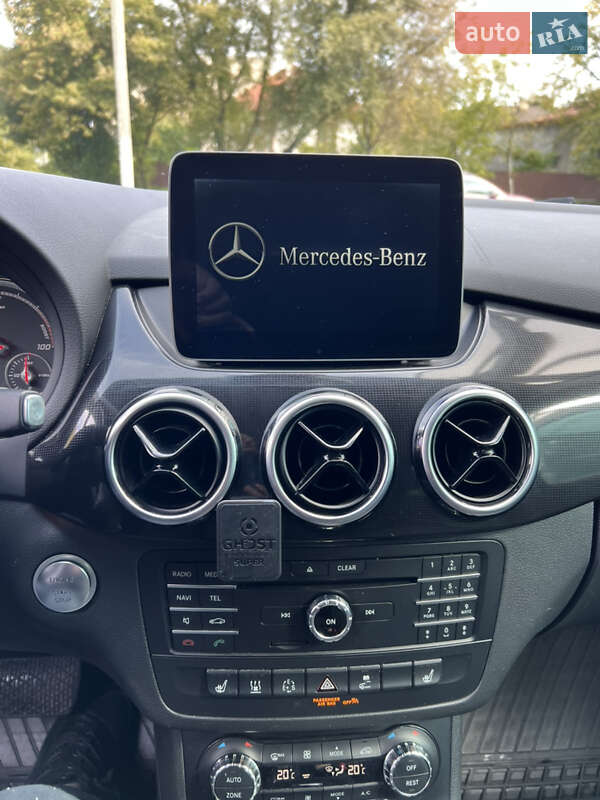 Хэтчбек Mercedes-Benz B-Class 2017 в Львове
