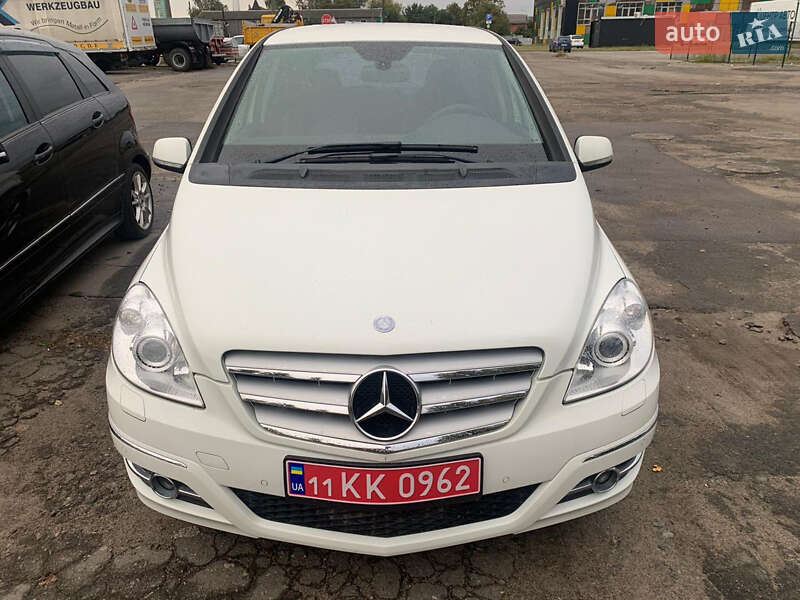 Хэтчбек Mercedes-Benz B-Class 2010 в Киеве