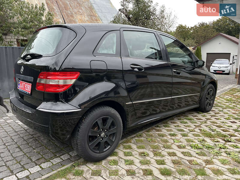 Хэтчбек Mercedes-Benz B-Class 2006 в Звягеле