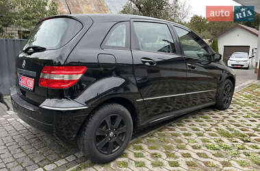 Хэтчбек Mercedes-Benz B-Class 2006 в 