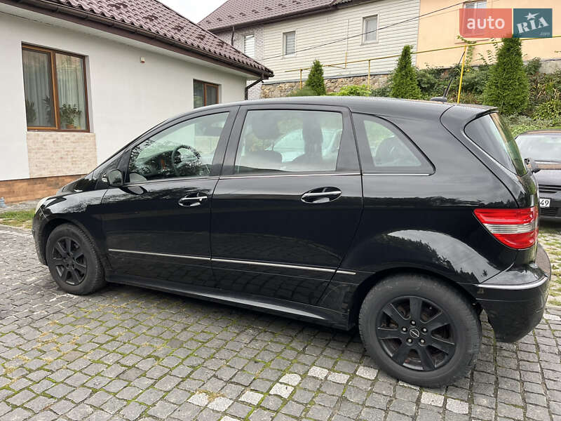 Хэтчбек Mercedes-Benz B-Class 2006 в Звягеле