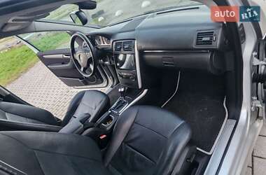 Хэтчбек Mercedes-Benz B-Class 2011 в 